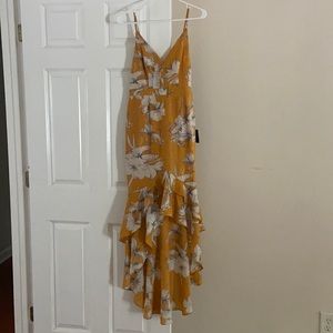 Dress size 4 never worn